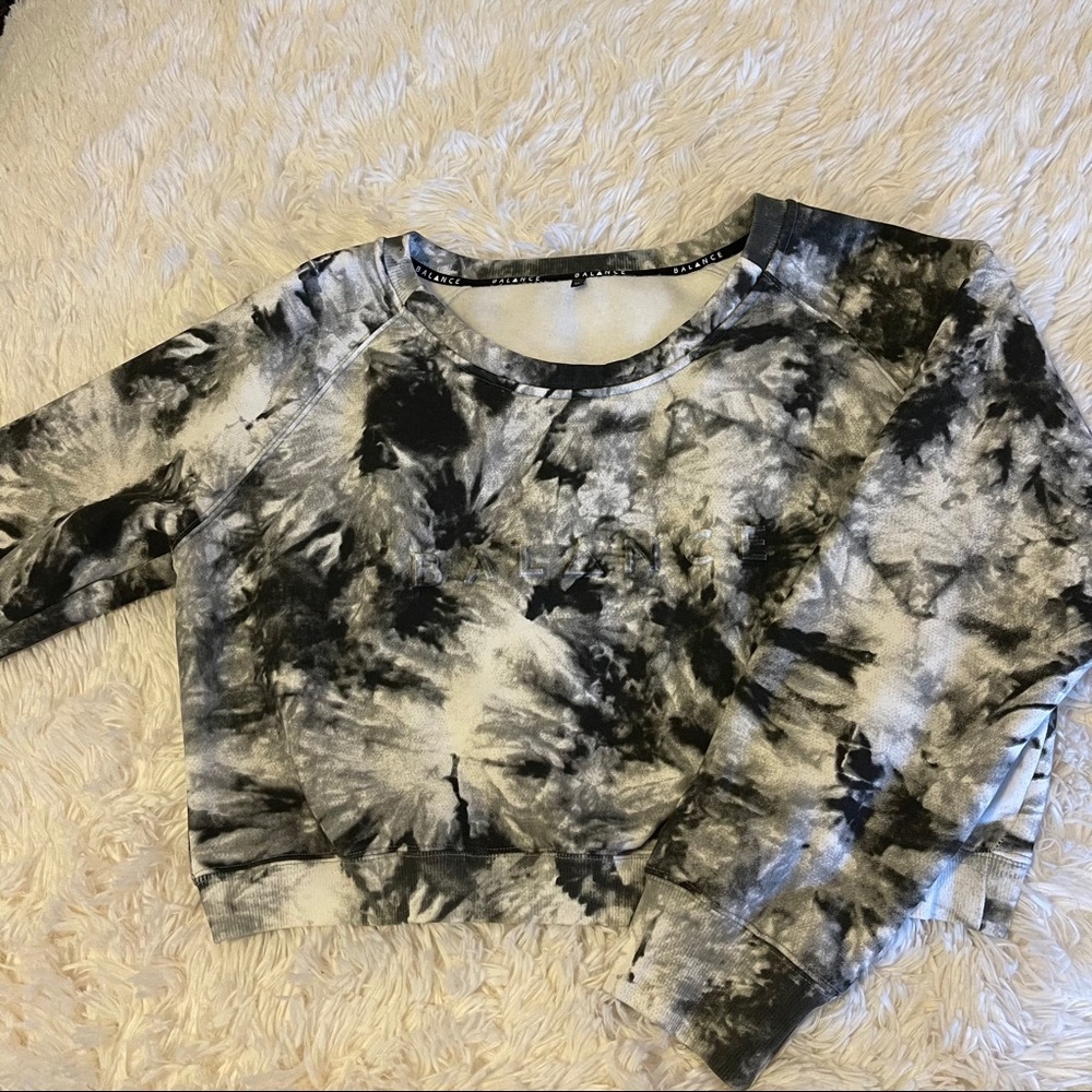 Balance Athletica Cropped Crew